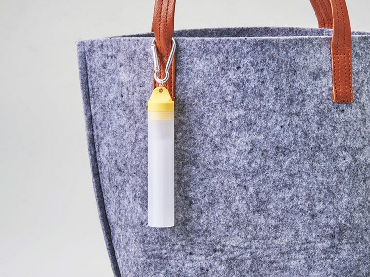 ポータブルストローをバッグに装着