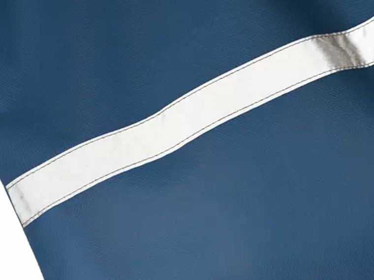 不織布リフレクター付巾着リュックのリフレクター部分