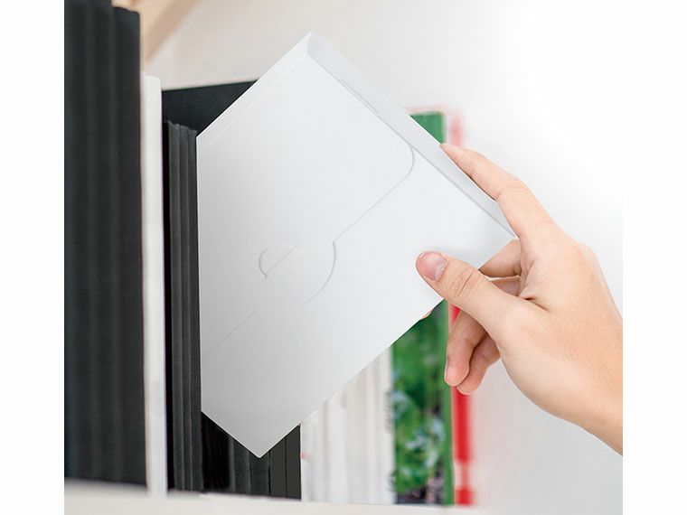 防災緊急9点セット ケースタイプの棚に保管