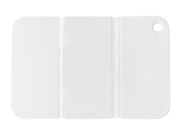 たためるまな板　三折りの広げた画像