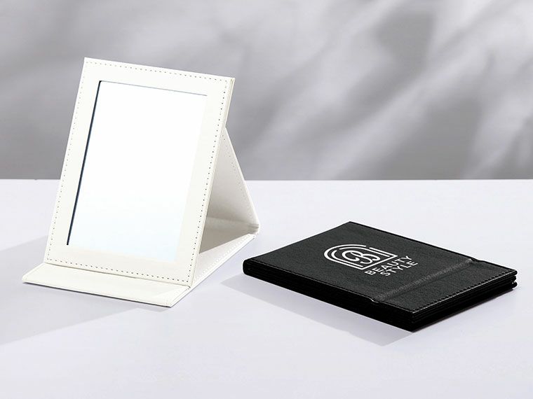 ベーシックラ－ジスタンドミラーの名入れイメージ画像