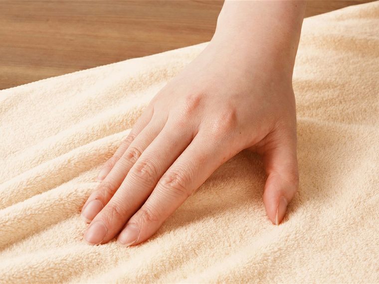 プレミアムフェイスタオル　ベージュの肌触り