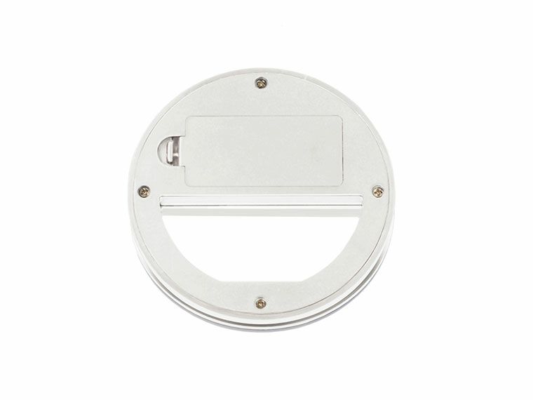 Newセルフライトの裏面