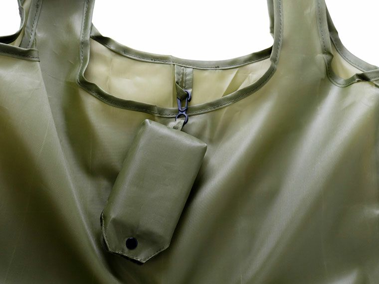 ポケッタブルエコバッグの内側にフックを掛けられるループ