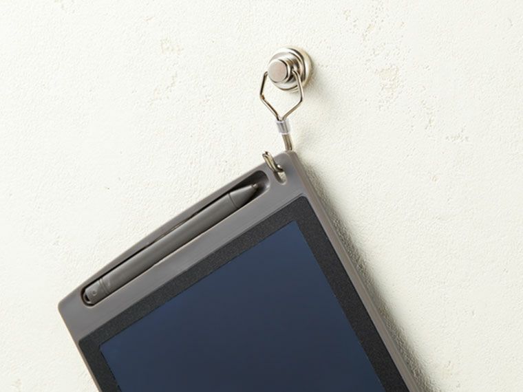 電子メモパッド 8.5インチをフックで吊り下げ