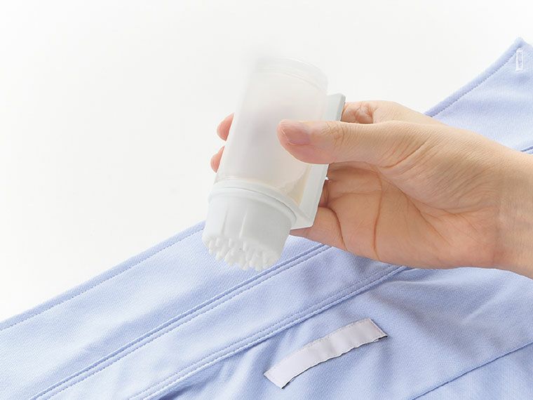 直接ブラシ中央から適量がでます