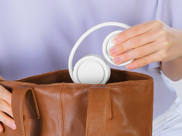 バッグにコンパクト収納