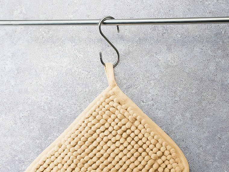 吊るしておけるループ付き