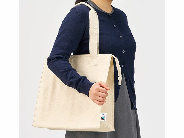 肩掛けの時のサイズ感