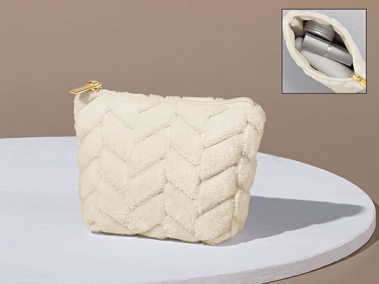 レグネージュ・ジャガードボアポーチ