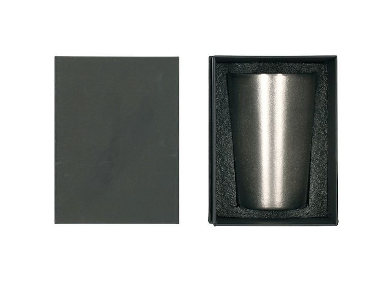 チタン二重タンブラー 350mlの化粧箱入り