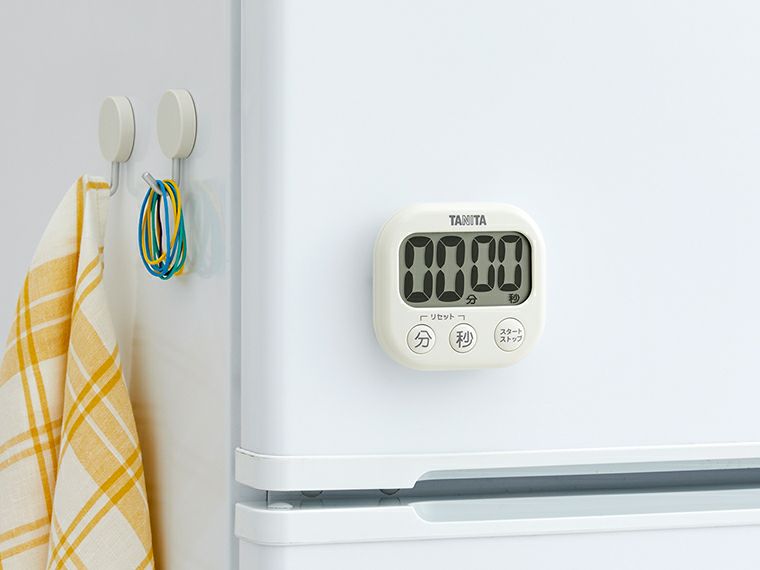 タニタ　抗菌でか見えタイマー　TD-429使用イメージ