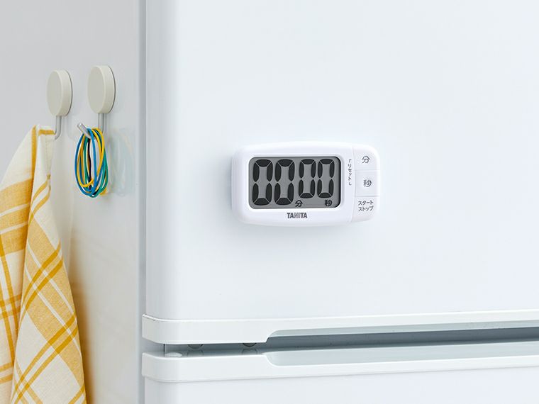 タニタ　抗菌でか見えタイマー　TD-430使用イメージ