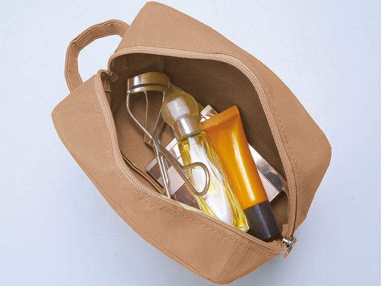 イークラフト・ウォッシャブルペーパースクエアポーチ使用イメージ