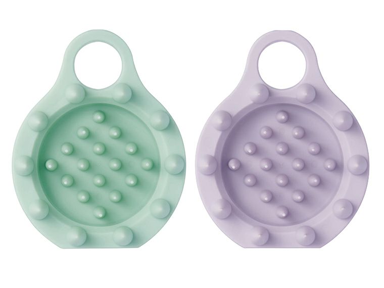 立て置き出来るフック穴付きシャンプースパブラシ商品画像