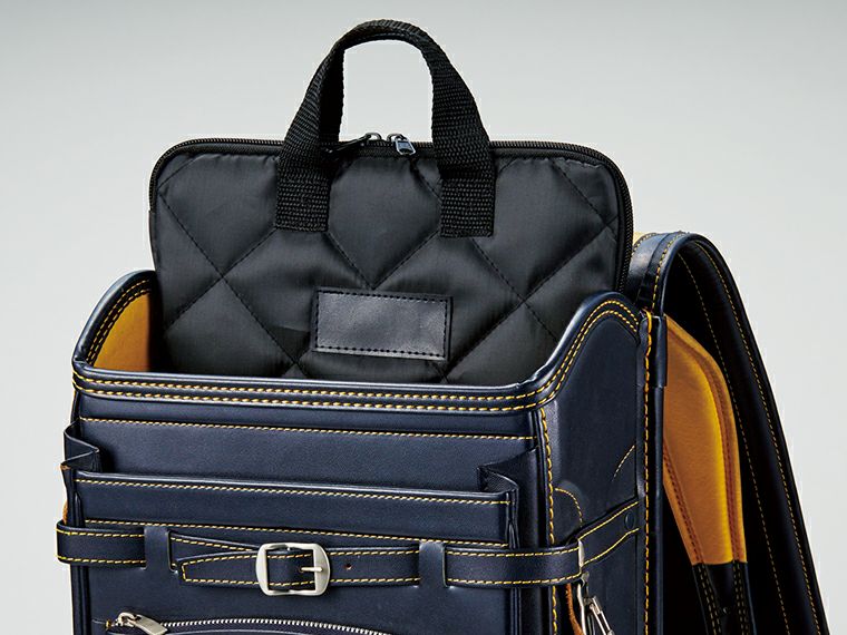 キルティングモバイルバッグ ランドセルにも入る