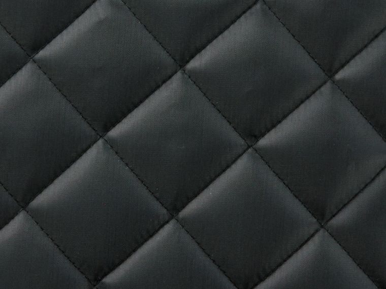 キルティングモバイルバッグ キルティング素材