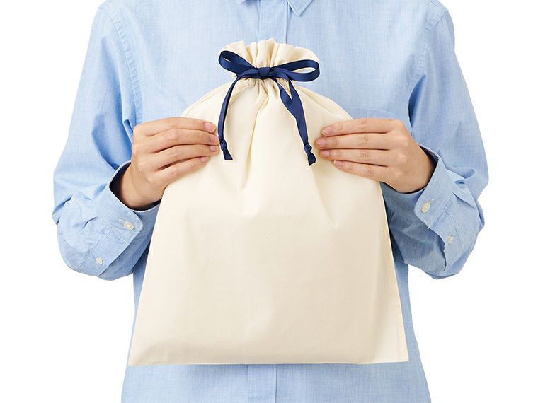 コットンカラーリボン巾着（L）の使用イメージ