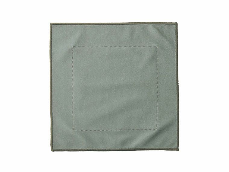 包むの簡単 保冷クロスの表面